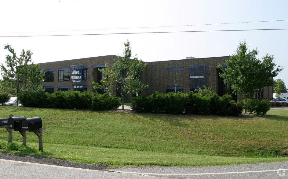 8007 National Service Rd, Colfax, NC for sale - Primary Photo - Image 1 of 7