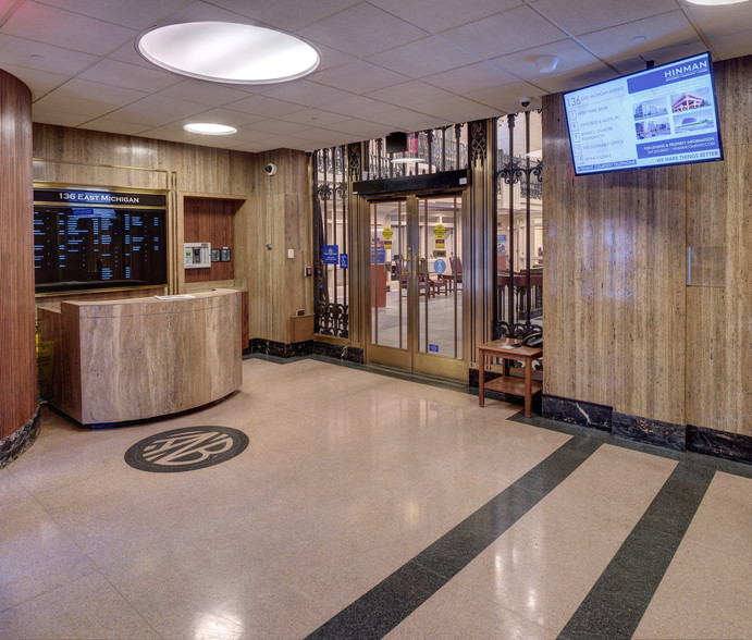 136 E Michigan Ave, Kalamazoo, MI for lease - Lobby - Image 1 of 3