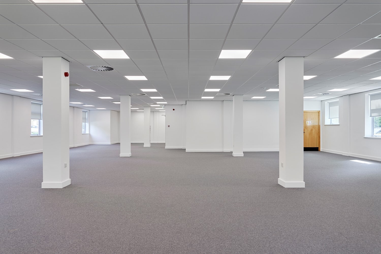 Clifton Park Av, York for lease Interior Photo- Image 1 of 5