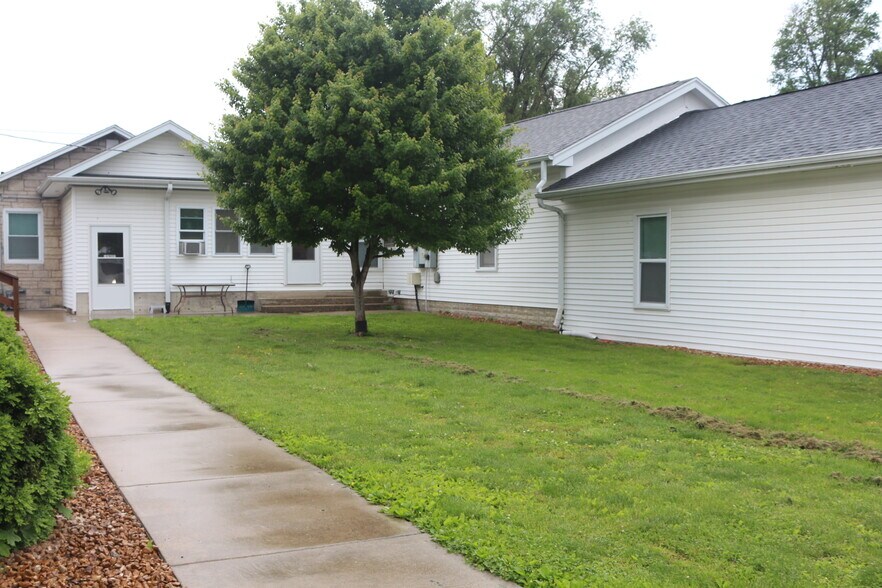 1708 S Main St, South Jacksonville, IL for sale - Building Photo - Image 2 of 25