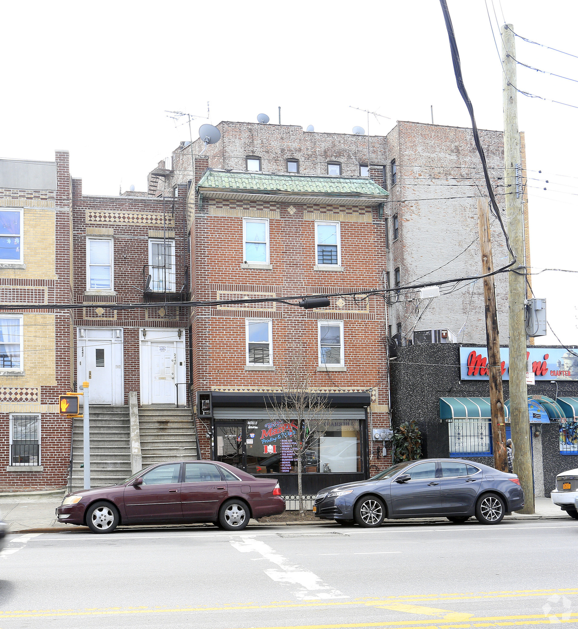 2440 E Tremont Ave, Bronx, NY for sale Primary Photo- Image 1 of 1