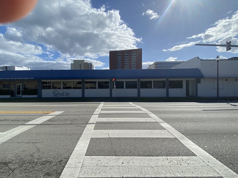 1600 N Dixie Hwy, West Palm Beach, FL for sale - Building Photo - Image 1 of 1