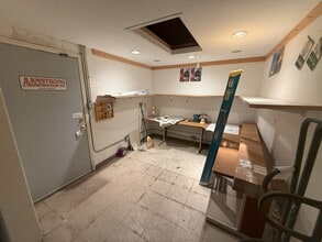 751-763 Turquoise St, San Diego, CA for lease Interior Photo- Image 1 of 12