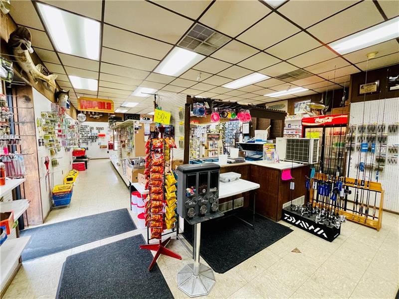 811 Freeport Rd, Cheswick, PA 15024