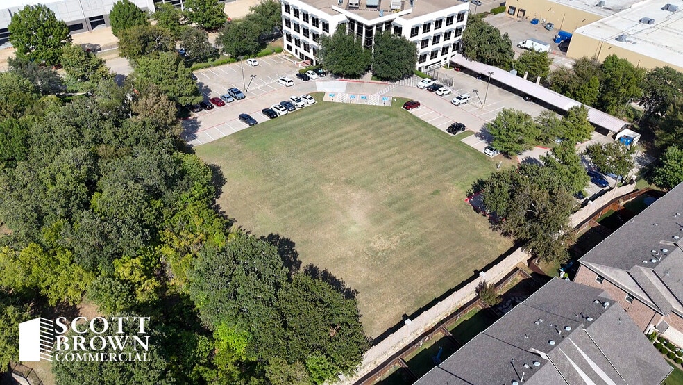 417 Oakbend Dr, Lewisville, TX for sale - Building Photo - Image 2 of 7