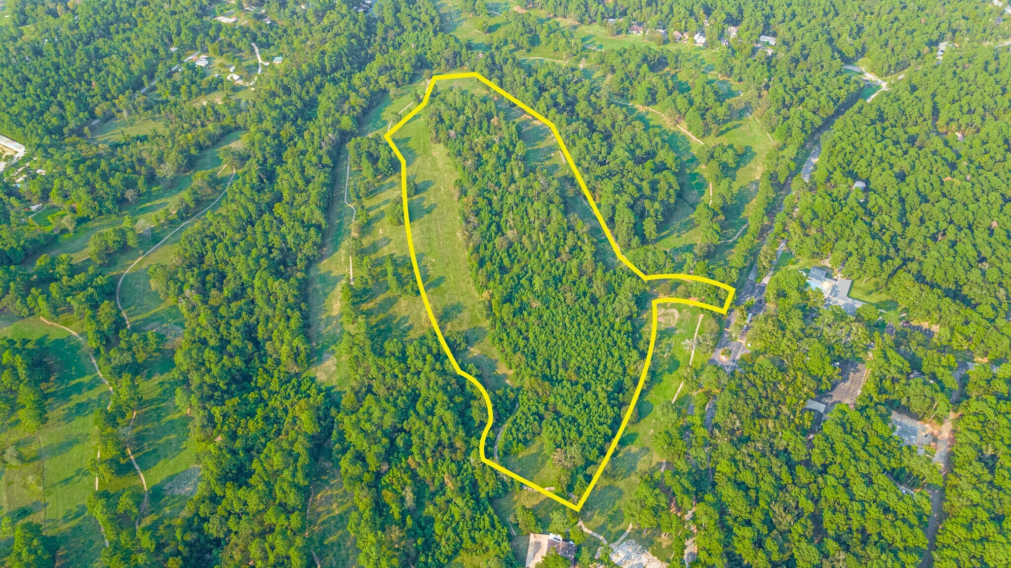 201 Cape Royale Dr, Coldspring, TX 77331