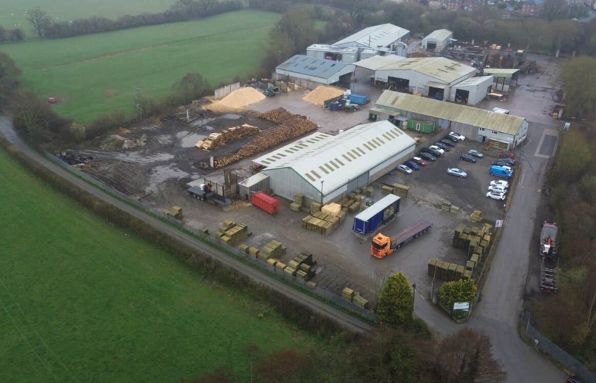 Brickfield Ln, Ruthin for lease Primary Photo- Image 1 of 2