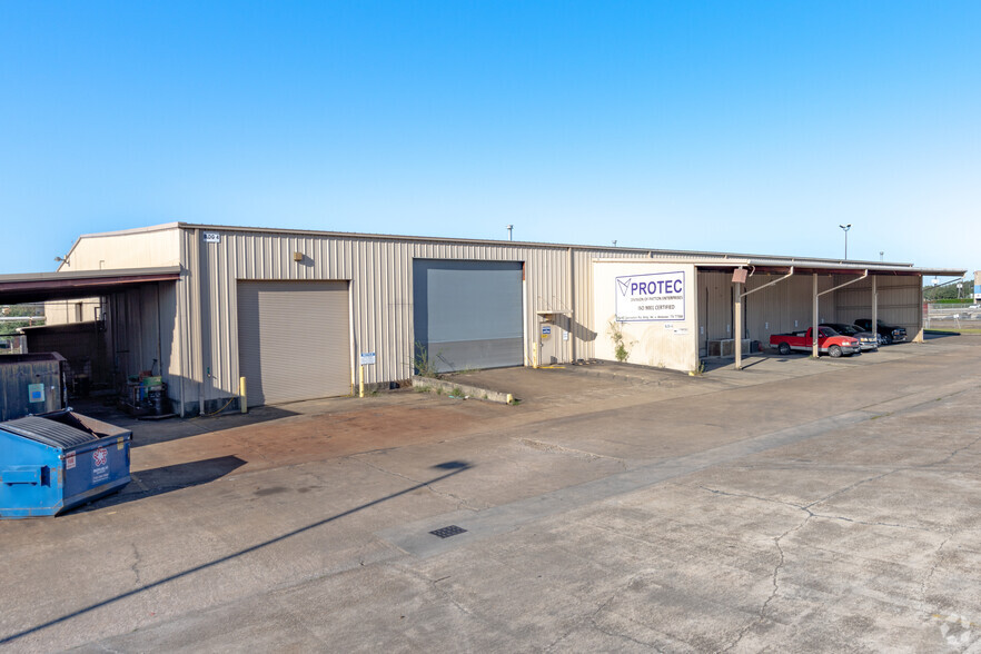 12130 Highway 3, Webster, TX for lease - Primary Photo - Image 1 of 40