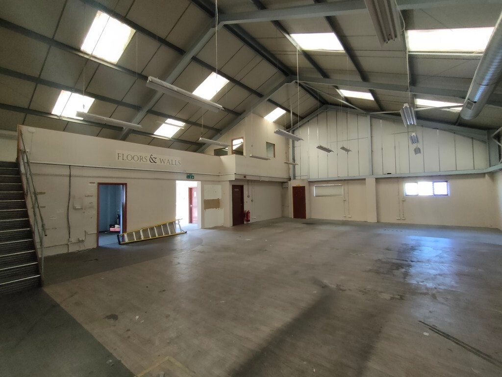 Wycke Hill, Maldon for lease Interior Photo- Image 1 of 3