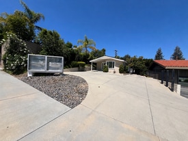 22315 Mulholland Hwy, Calabasas CA - Office Space
