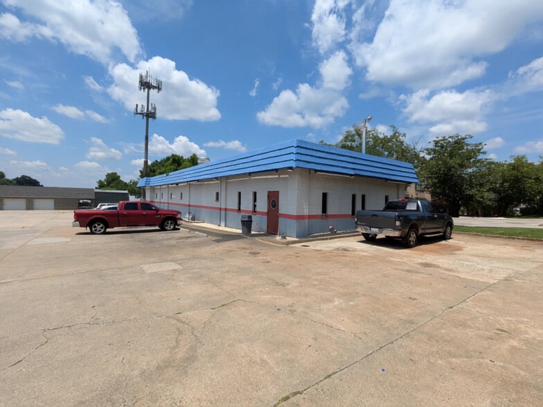 1411 Cherry Rd, Rock Hill, SC for sale - Building Photo - Image 1 of 13