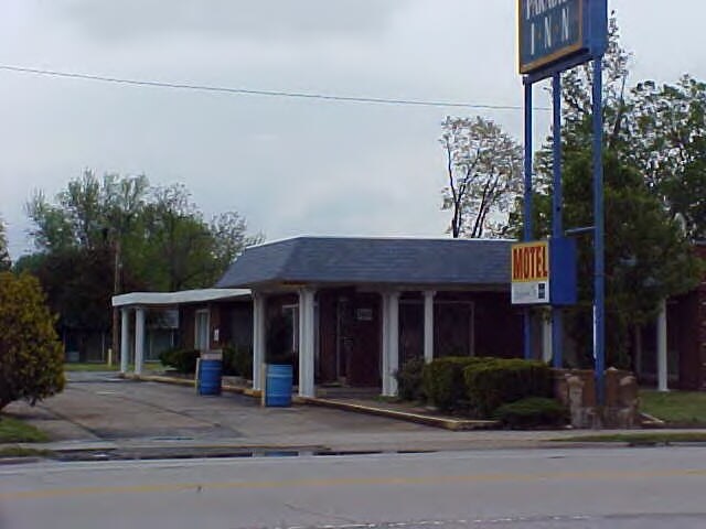 1000 W Fayette, Effingham, IL for sale Primary Photo- Image 1 of 1