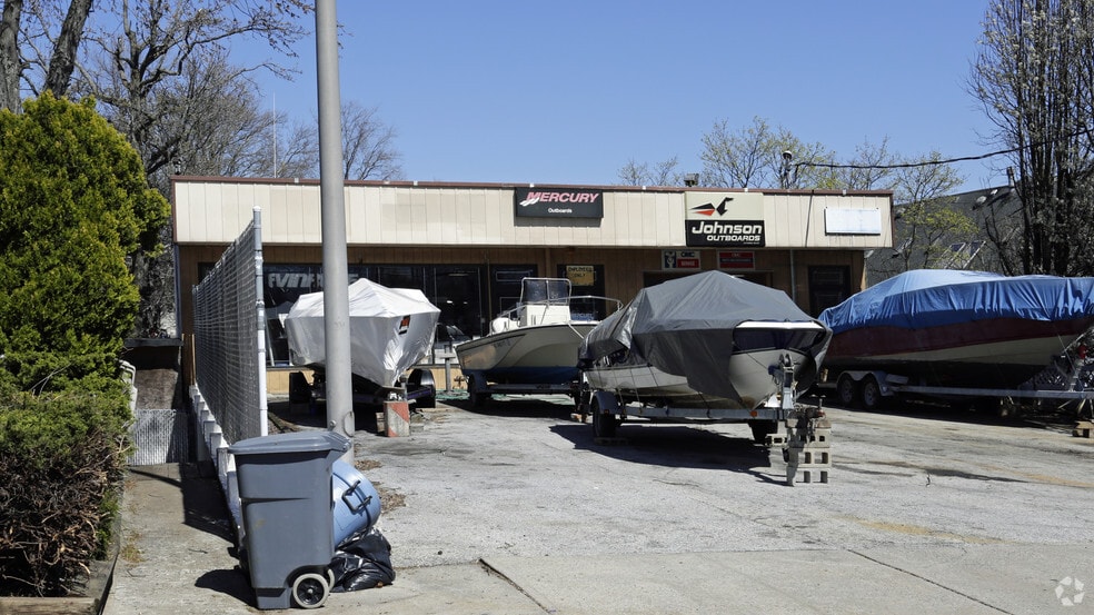 331 Hillside Ter, Staten Island, NY 10308