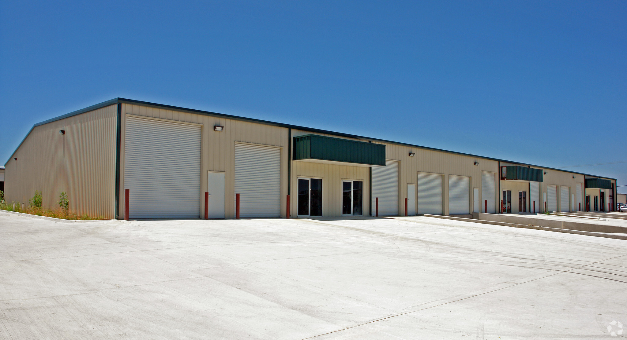 1121 Sturgeon Ct, Arlington, TX for lease Building Photo- Image 1 of 10