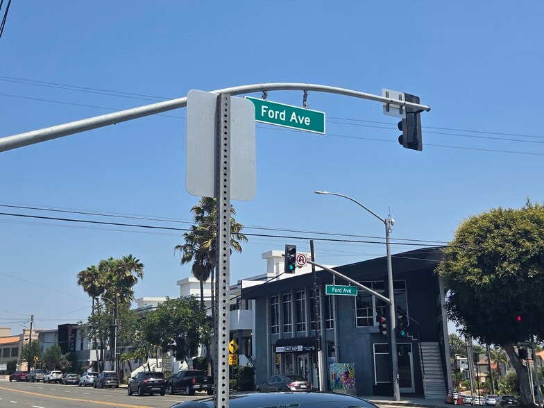 1406 Aviation Blvd, Redondo Beach, CA for lease - Building Photo - Image 2 of 4