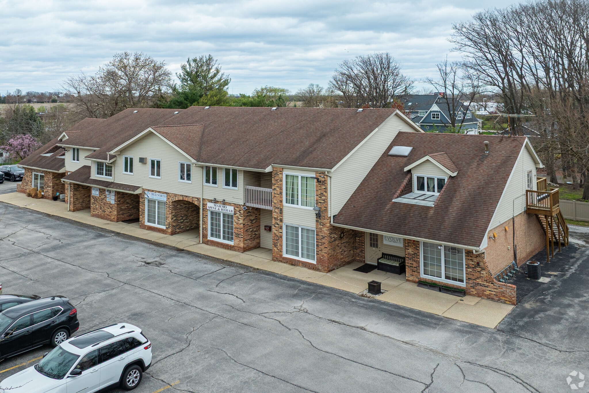 301 N White St, Frankfort, IL for lease Primary Photo- Image 1 of 5