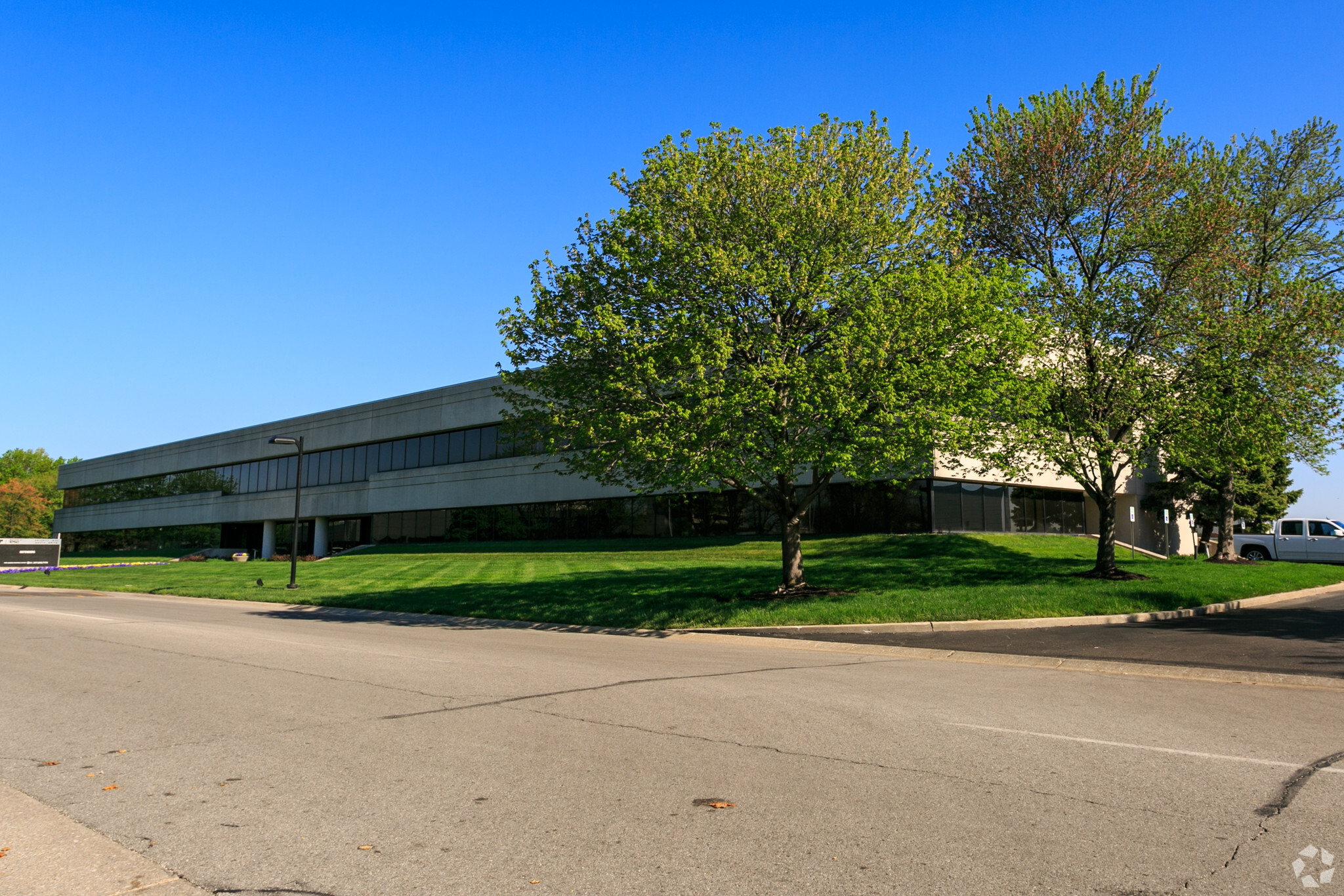 3750 Priority Way South Dr, Indianapolis, IN for sale Primary Photo- Image 1 of 1