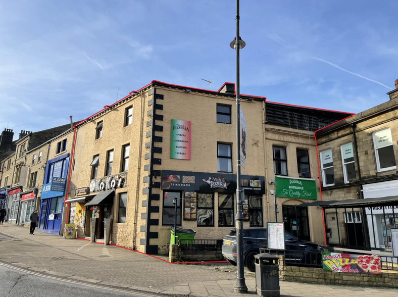 8 Bull Grn, Halifax for sale - Building Photo - Image 1 of 1
