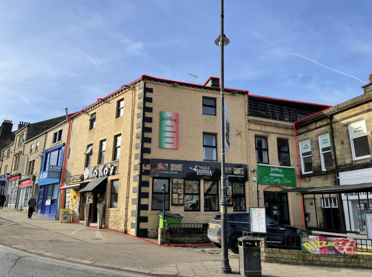 8 Bull Grn, Halifax for sale Building Photo- Image 1 of 1
