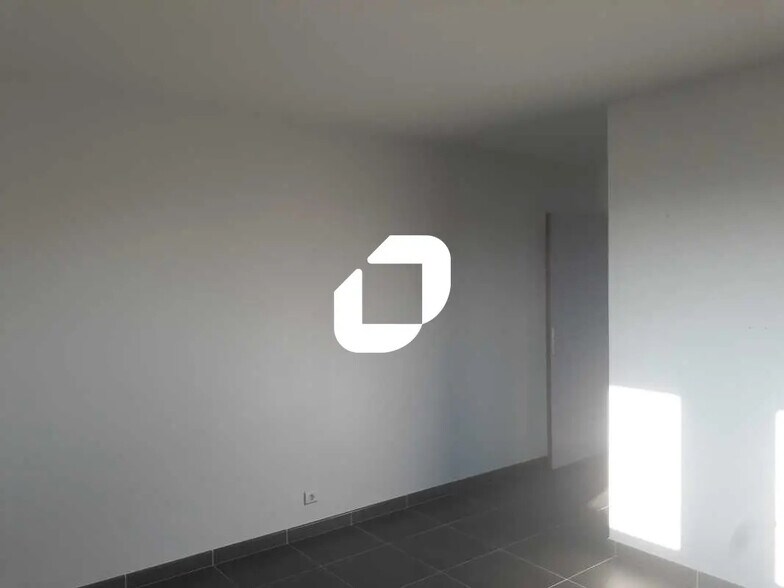 Office in Gometz-le-Châtel for lease - Building Photo - Image 3 of 8