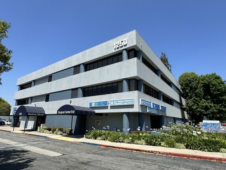1250 S Sunset Ave, West Covina, CA for lease - Building Photo - Image 2 of 2
