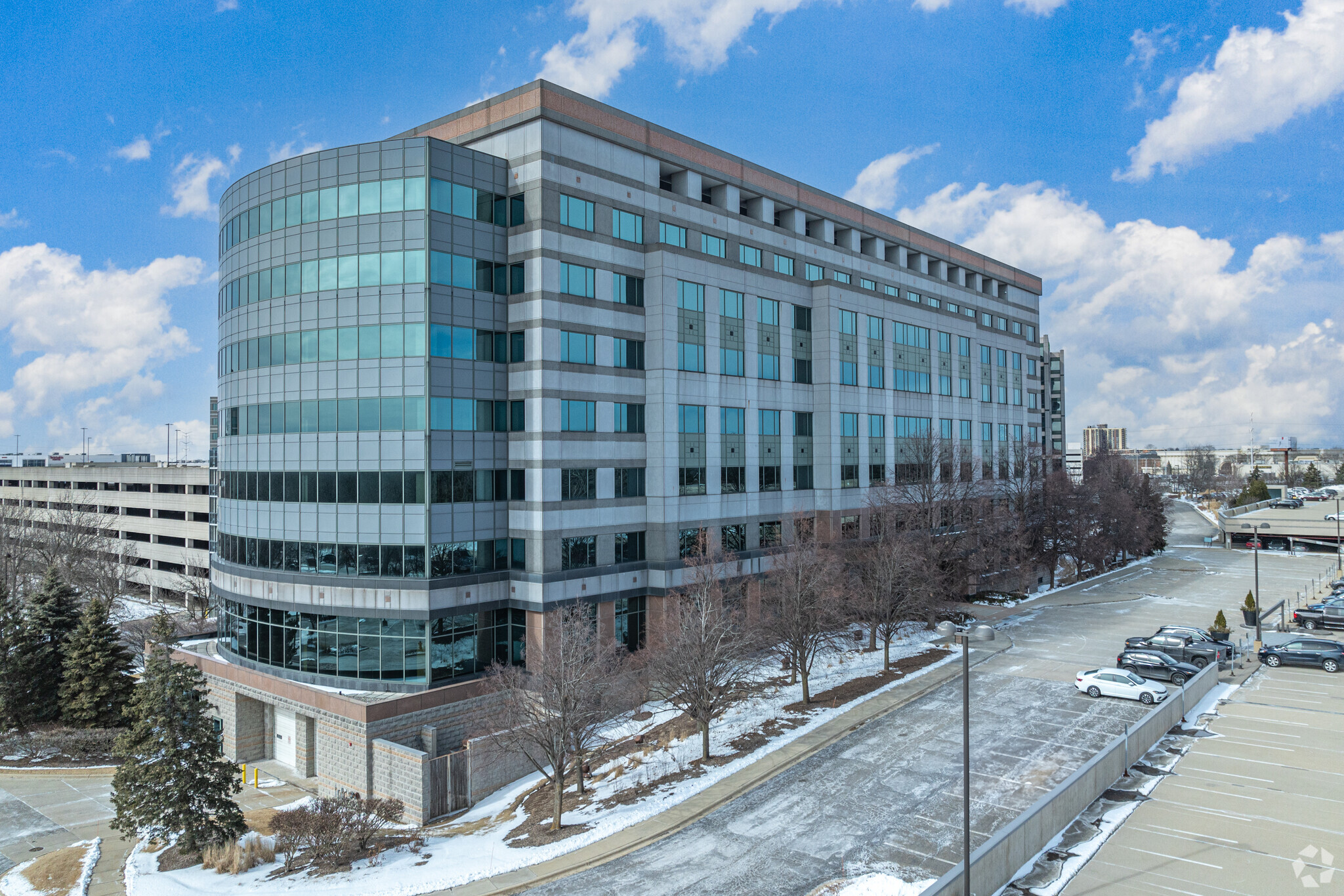 3075 Highland Pky, Downers Grove, IL for sale Primary Photo- Image 1 of 1