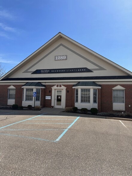1295 S Linden Rd, Flint, MI for lease - Building Photo - Image 3 of 26