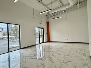 500 Bishop St, Atlanta, GA for lease Interior Photo- Image 1 of 10