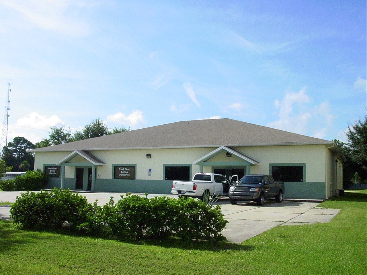 285 N Lake View Blvd, Cocoa, FL for sale Primary Photo- Image 1 of 1