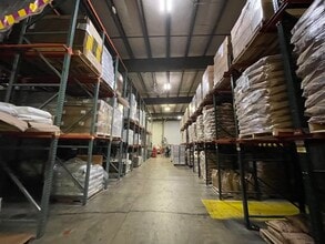 431 Somerville St, Manchester, NH for sale Interior Photo- Image 1 of 6