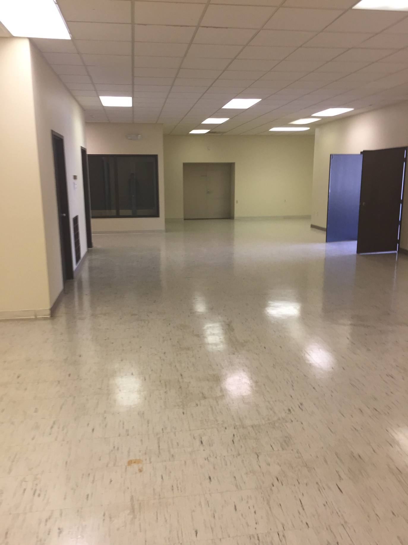 2171 E Ave, Evansville, IN 47711 2171 E Ave