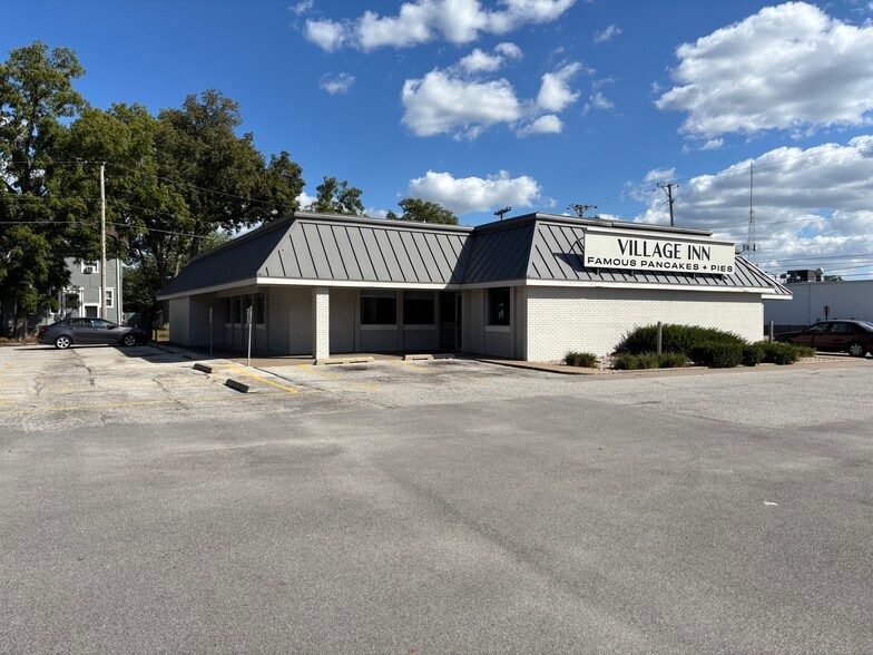 1919 N Harrison St, Davenport, IA for sale - Building Photo - Image 2 of 6