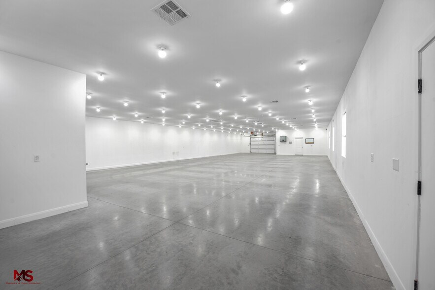 4356 E Juniper Cliffs Dr, Kanab, UT for sale - Building Photo - Image 1 of 1