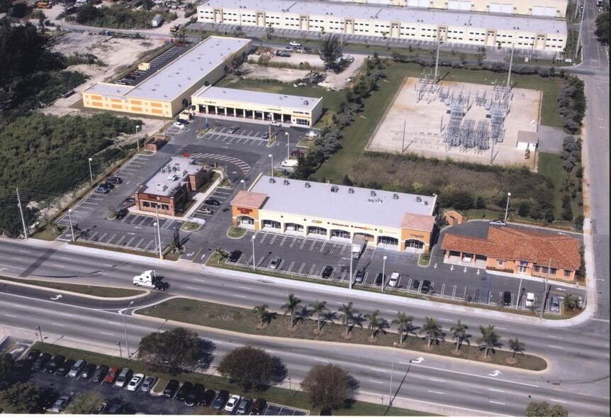 2020-2090 NW 107th Ave, Miami, FL for lease - Building Photo - Image 3 of 6