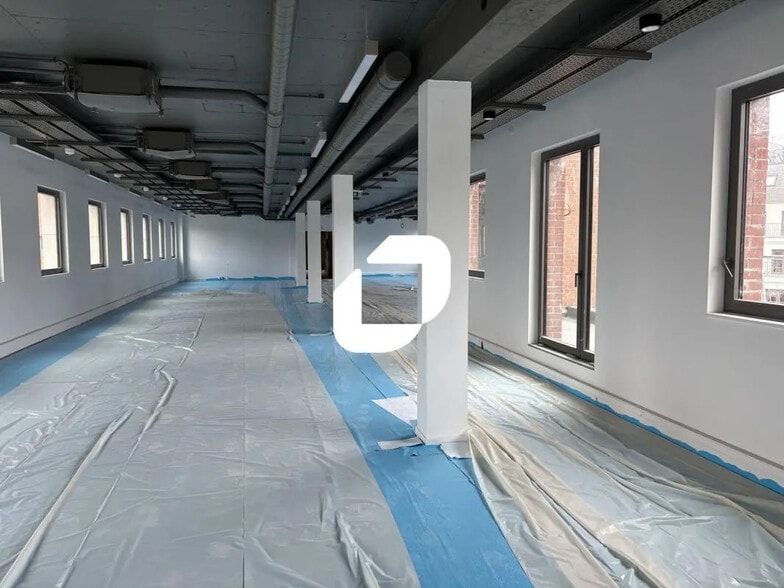 37 Rue Du Vieux Faubourg, Lille for lease - Building Photo - Image 3 of 27