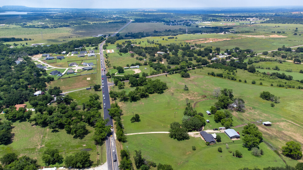 2622 N Highway 144, Glen Rose, TX for sale - Primary Photo - Image 1 of 3