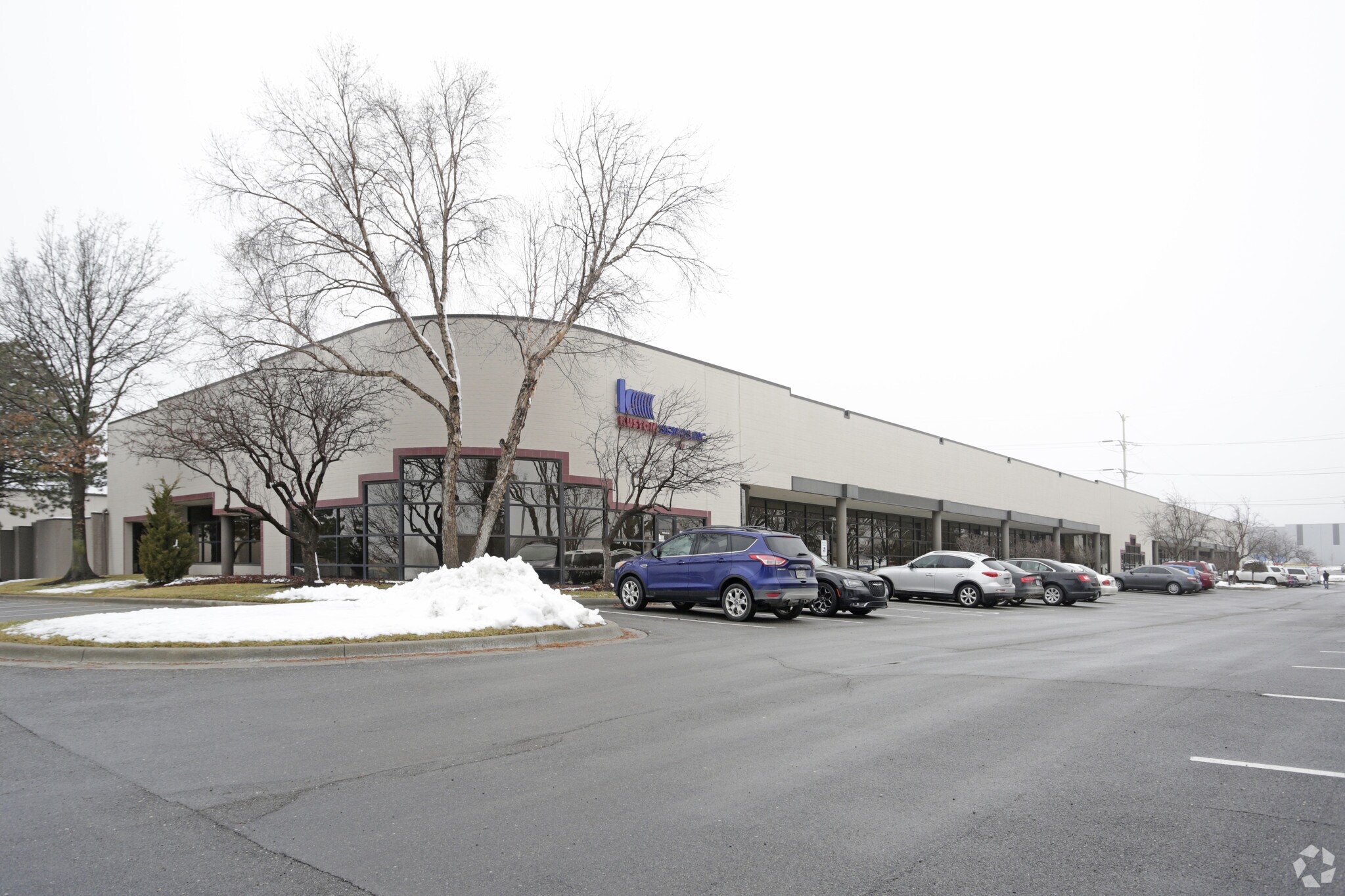 9600-9652 Loiret Blvd, Lenexa, KS for sale Building Photo- Image 1 of 1