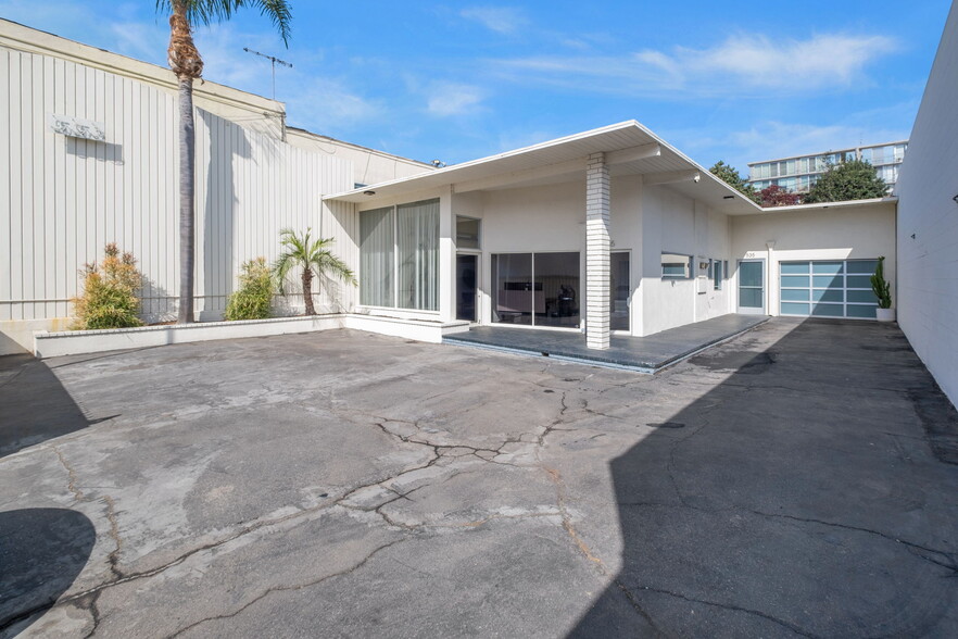 555 E 3rd St, Long Beach, CA for sale - Building Photo - Image 2 of 19