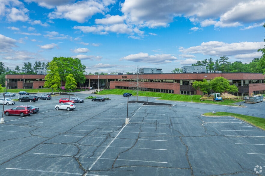 250 Apollo Dr, Chelmsford, MA for lease - Building Photo - Image 1 of 12