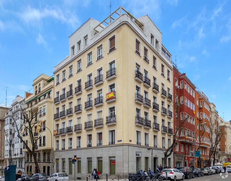 Office in Madrid, Madrid for lease - Building Photo - Image 1 of 1