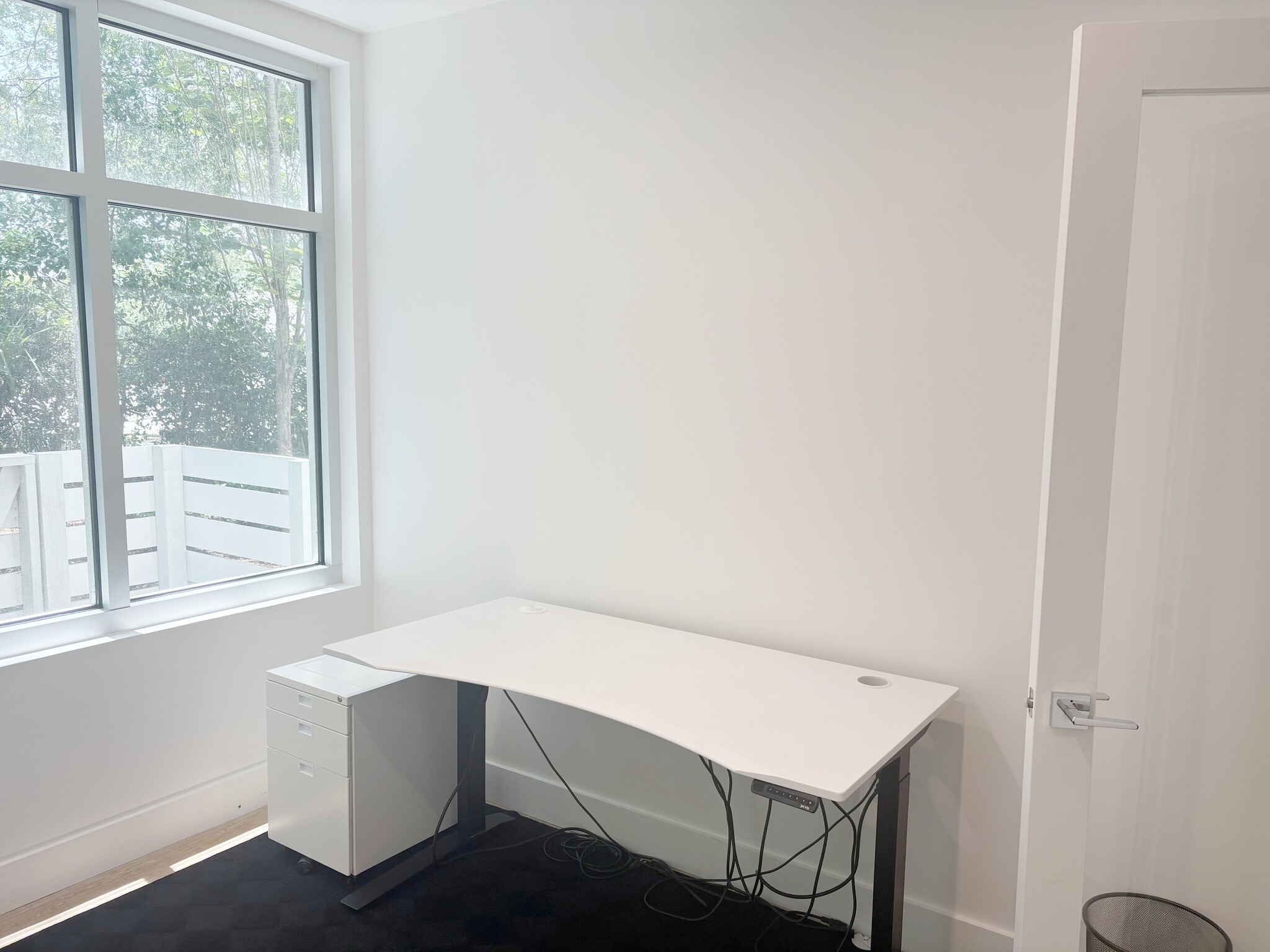 10 Shem Dr, Mount Pleasant, SC for lease Interior Photo- Image 1 of 10