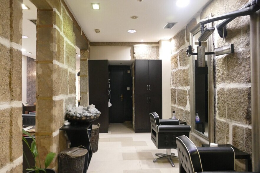 Retail in Ourense, Orense for sale - Building Photo - Image 3 of 7