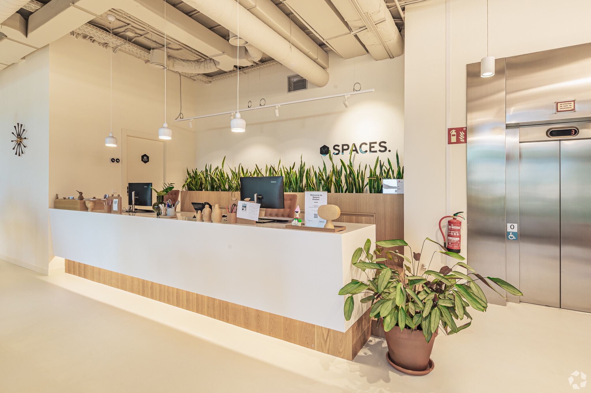 Calle Santa Leonor, 65, Madrid, Madrid for lease Interior Photo- Image 1 of 16