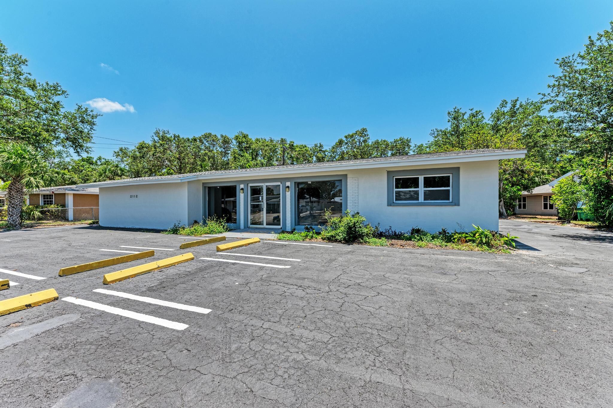 2112 Constitution Blvd, Sarasota, FL for sale Building Photo- Image 1 of 1