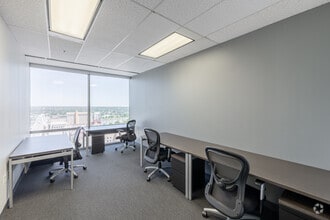 400 W Capitol Ave, Little Rock, AR for lease Interior Photo- Image 1 of 1