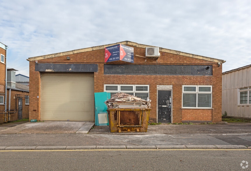 16 Highmeres Rd, Leicester for sale - Primary Photo - Image 1 of 1