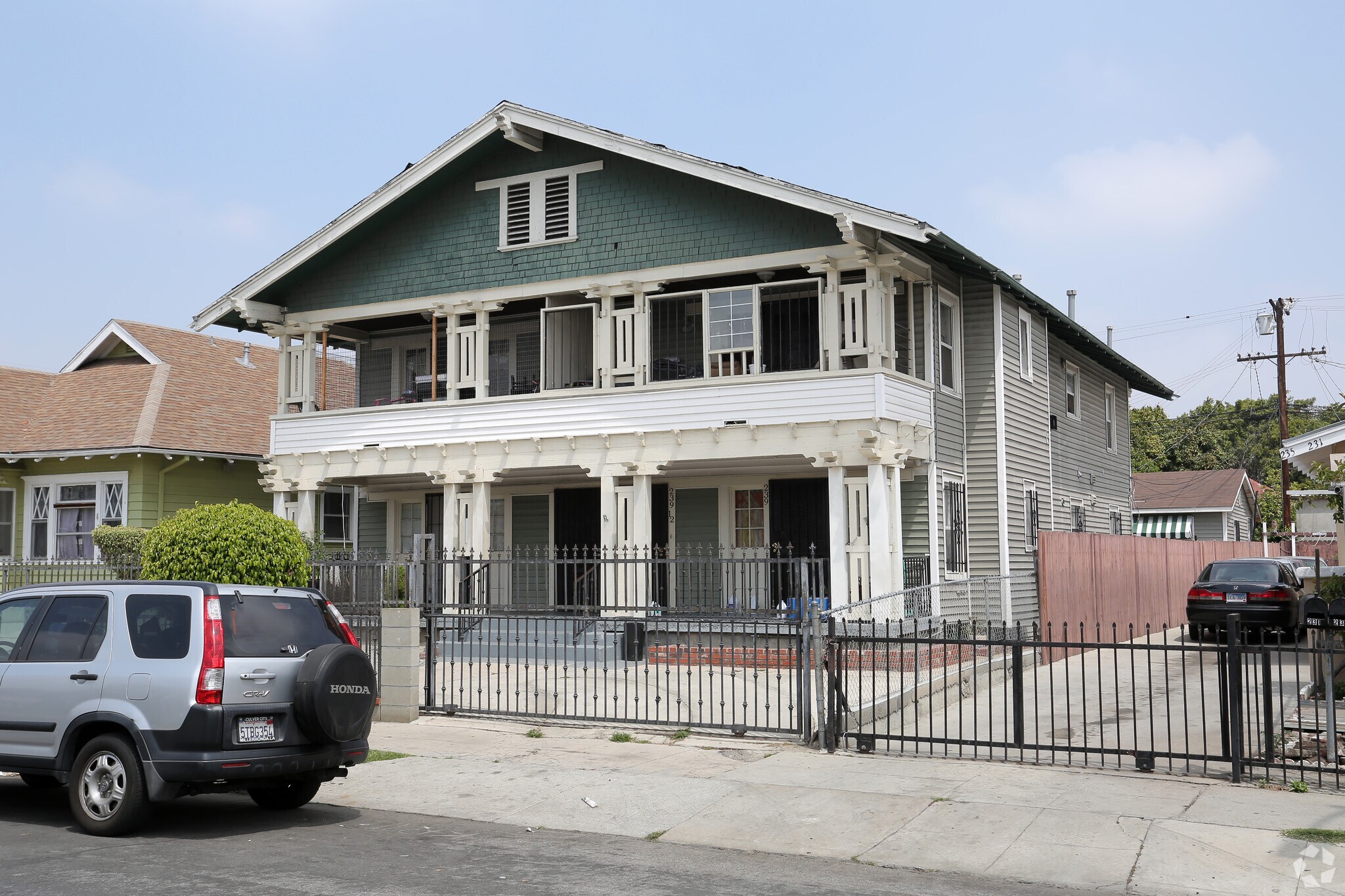 239 W 43rd St, Los Angeles, CA for sale Primary Photo- Image 1 of 43