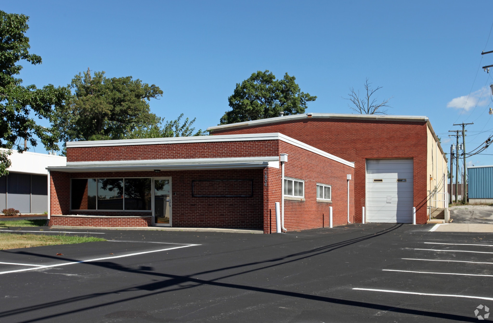 1504 Directors Row, Fort Wayne, IN for lease Building Photo- Image 1 of 3