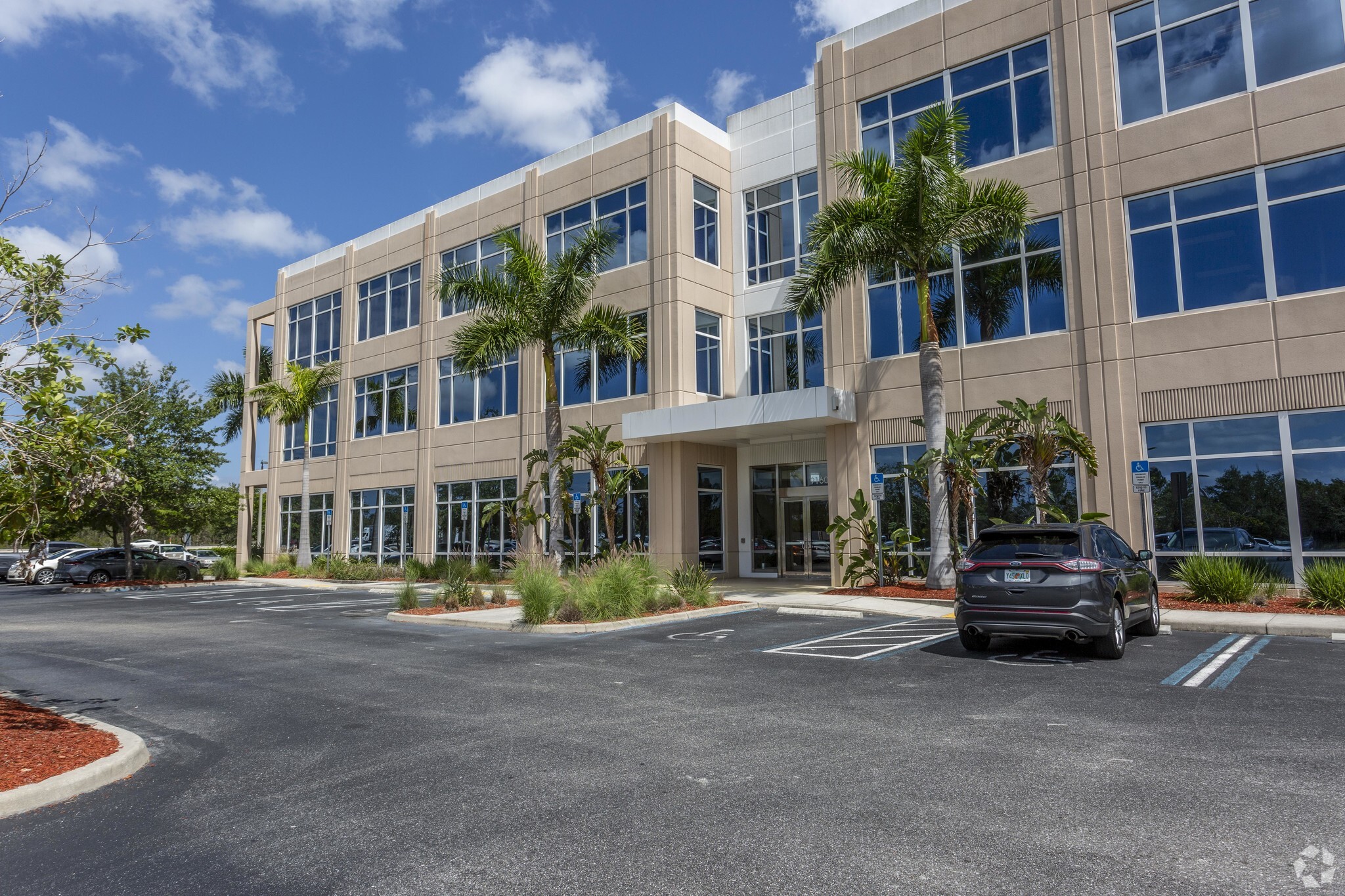 9160 Forum Corporate Pky, Fort Myers, FL 33905 - Office for Lease ...