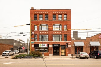 2501 Russell St, Detroit, MI for lease Building Photo- Image 2 of 9